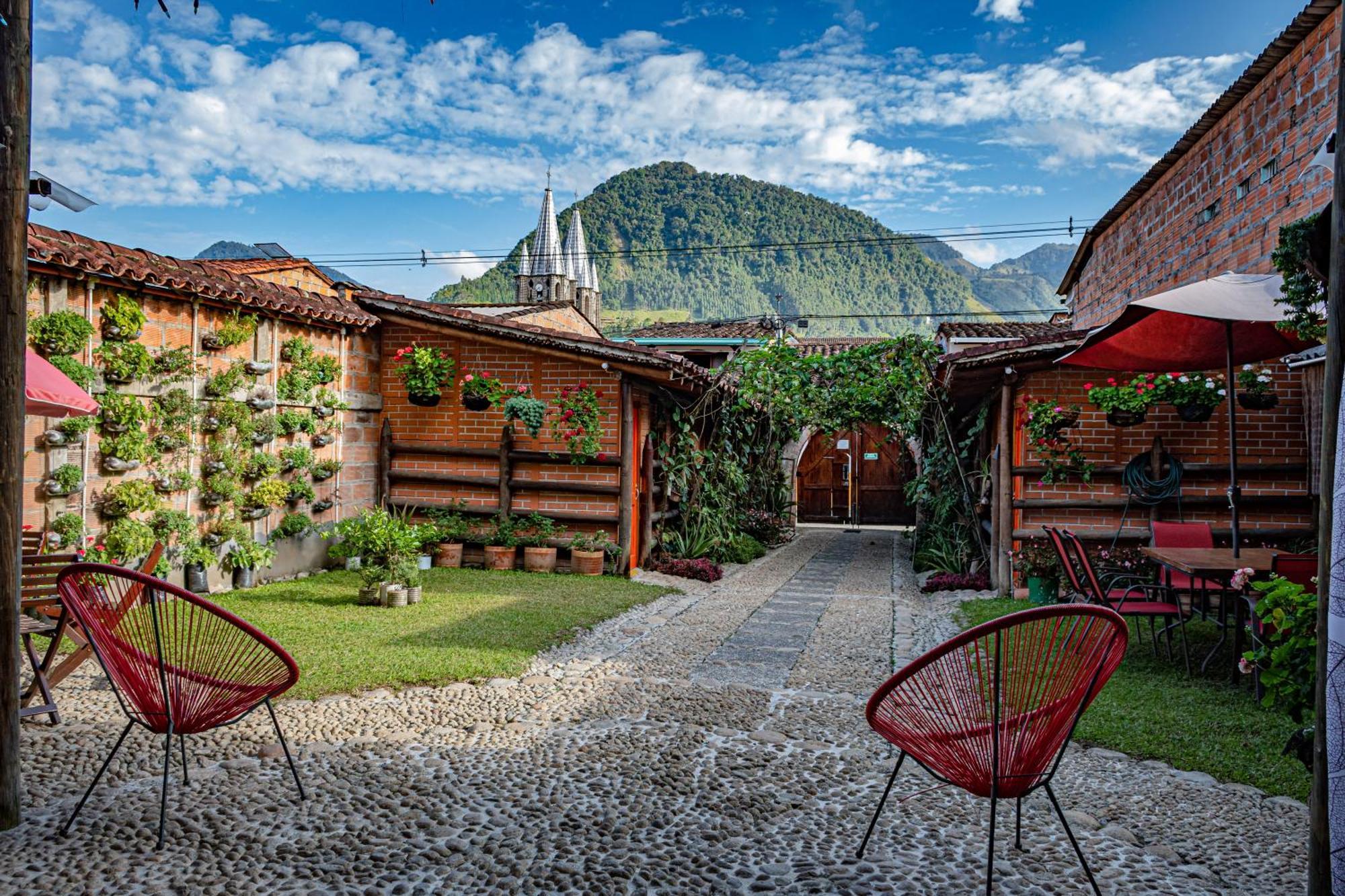 Hotel Kantarrana Urbana Jardín Zewnętrze zdjęcie