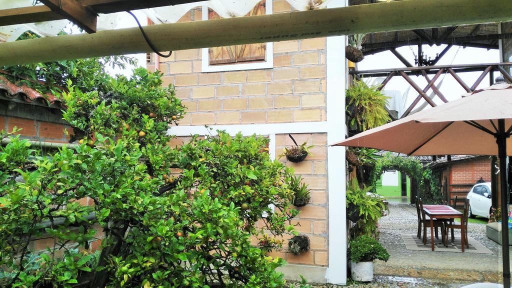 Hotel Kantarrana Urbana Jardín Zewnętrze zdjęcie